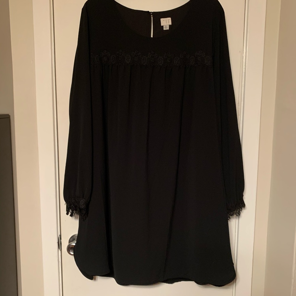 Little black dress (worn once)